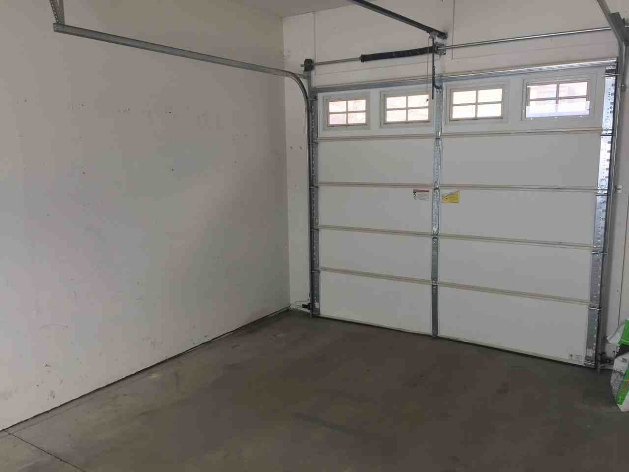 3337 N 27th Ave #30 - Photo 3 of 18