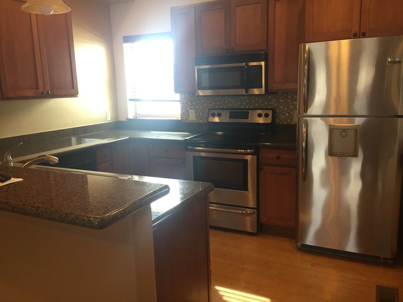 3337 N 27th Ave #30 - Photo 5 of 18