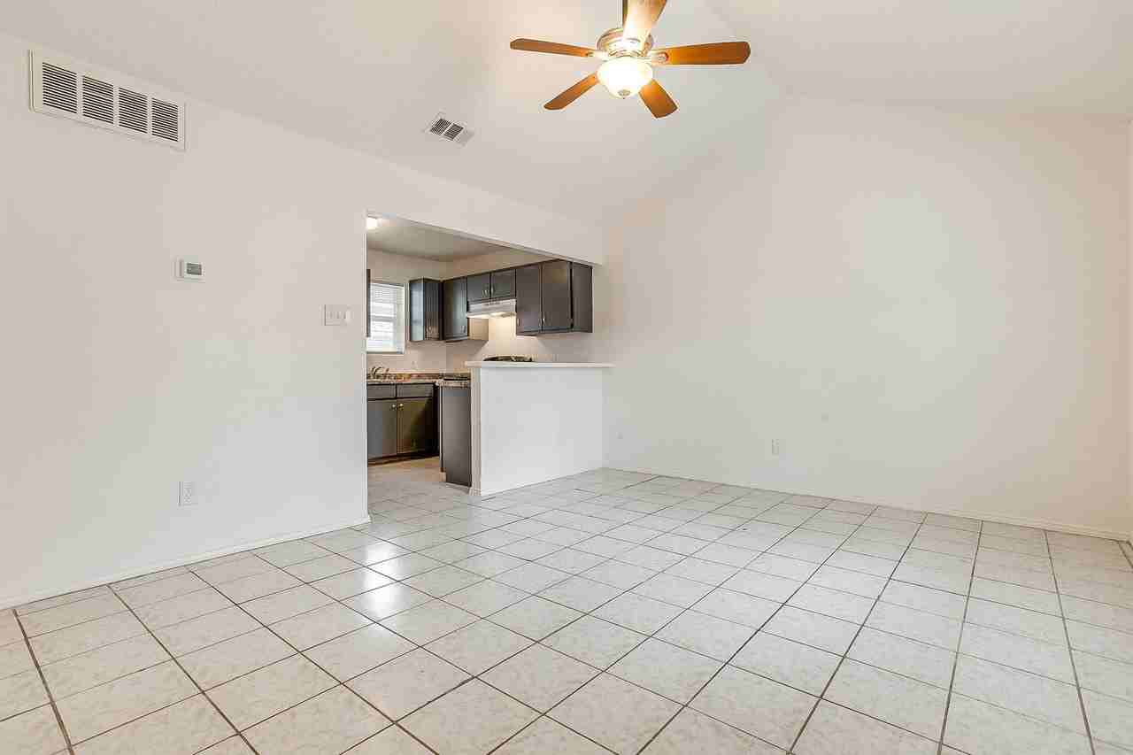 716 S. Perkins Street - Photo 3 of 12