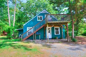 featured image of 1205 N Greensboro St