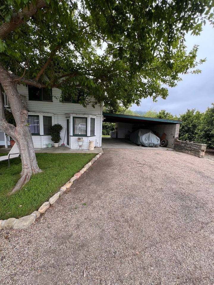 207 Boardman Rd - Photo 2 of 9