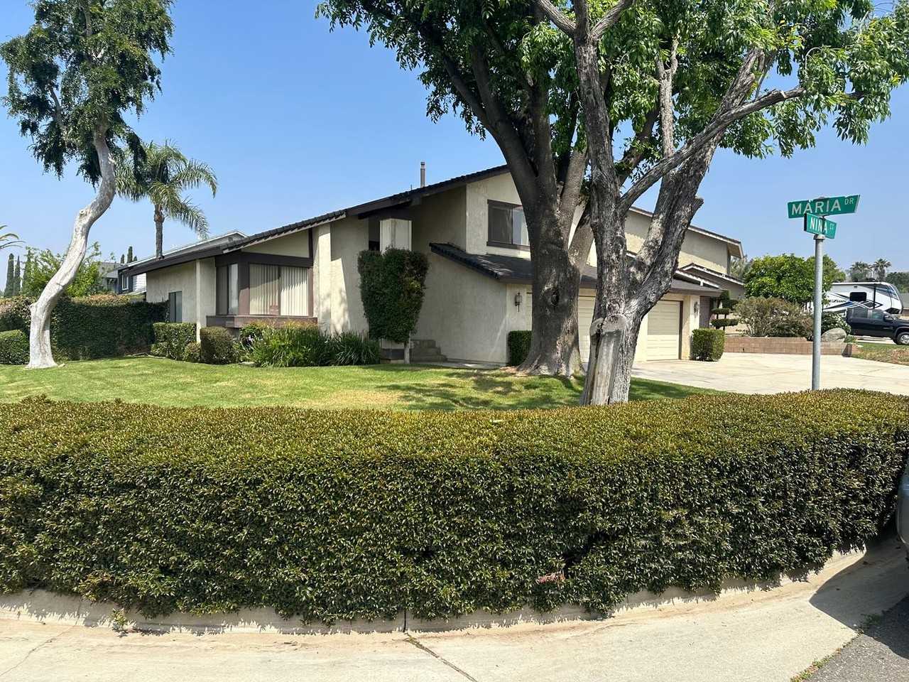 5993 Nina Ct - Photo 2 of 11