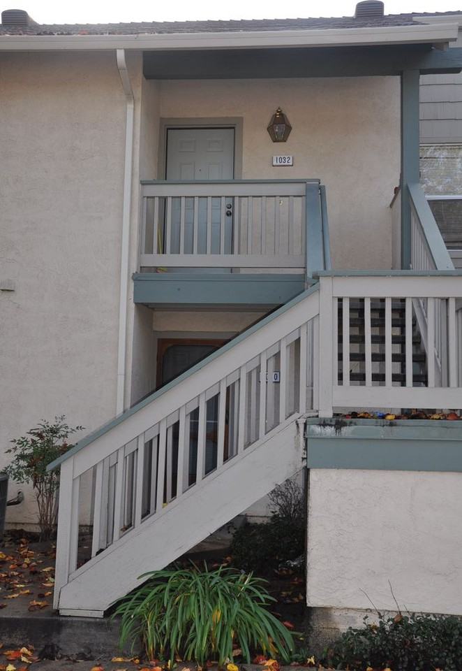 1032 Summerplace Dr - Photo 2 of 19