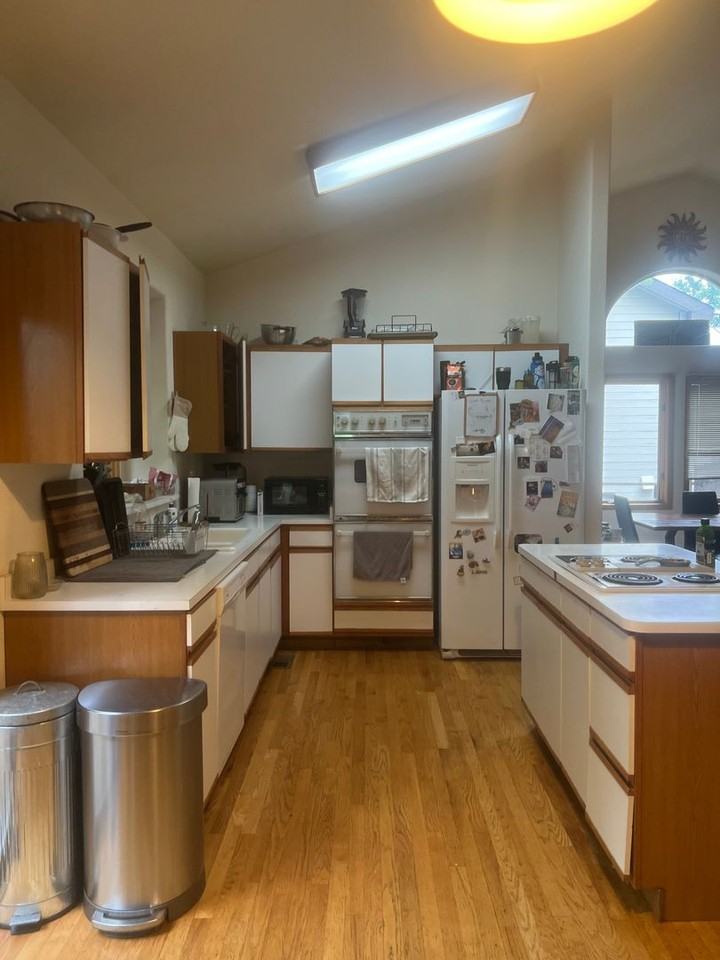 2568 Vine Pl - Photo 6 of 26