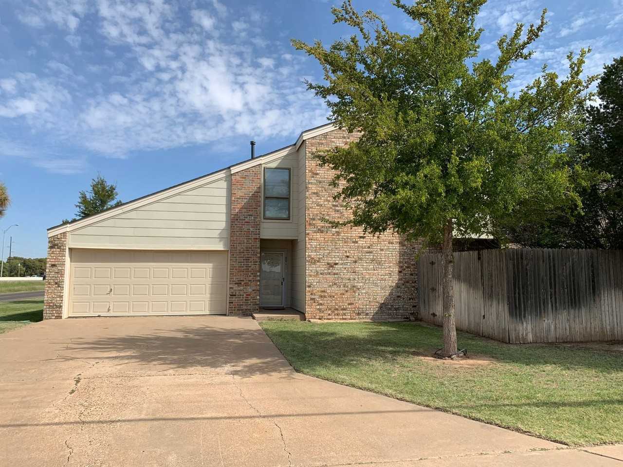 DS 7201 Memphis Avenue - Photo 2 of 15