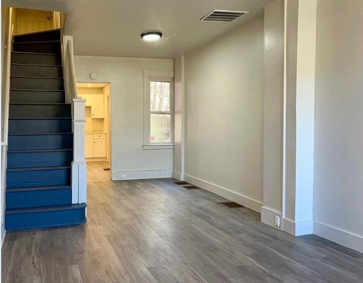 464 S Christian St - Photo 2 of 15