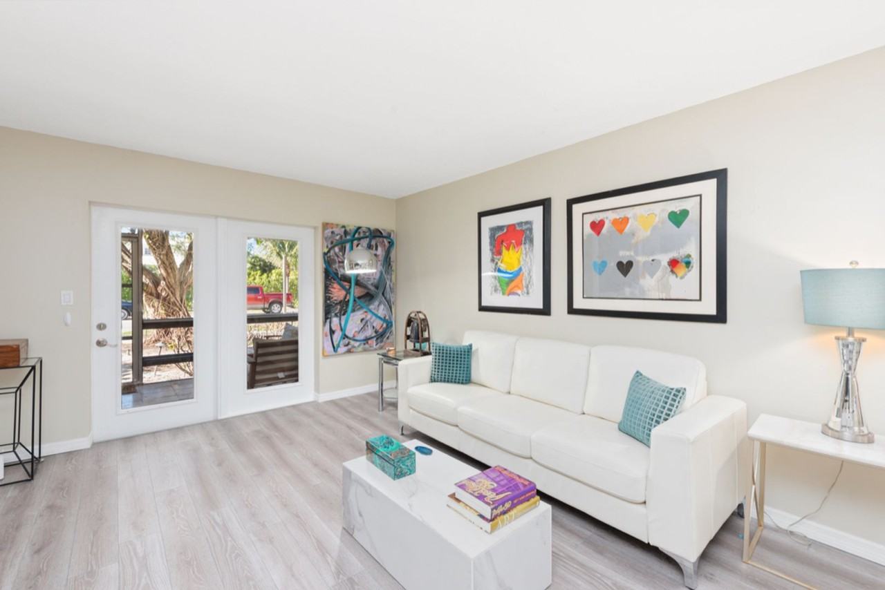 1021 3rd St S #102 - Photo 5 of 15
