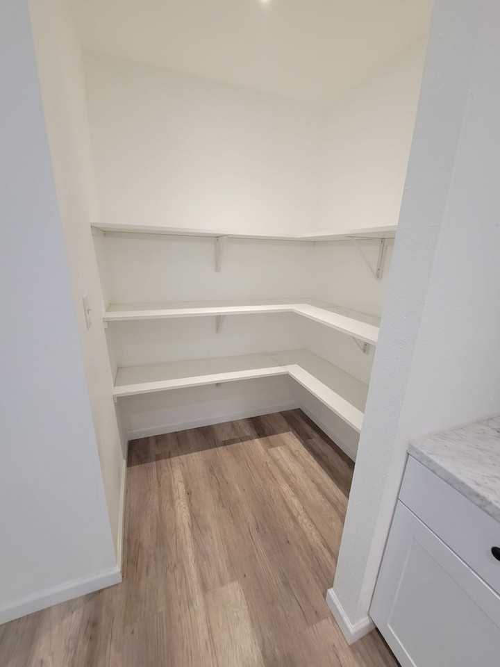 241 Mclane Cir - Photo 6 of 13