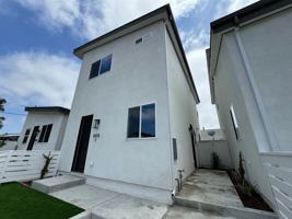 featured image of 393 Gavin St
