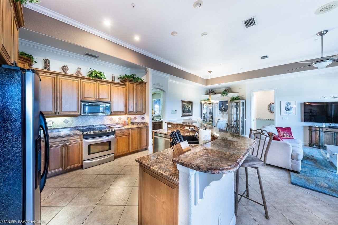 290 Lewis Cir #131 - Photo 6 of 50