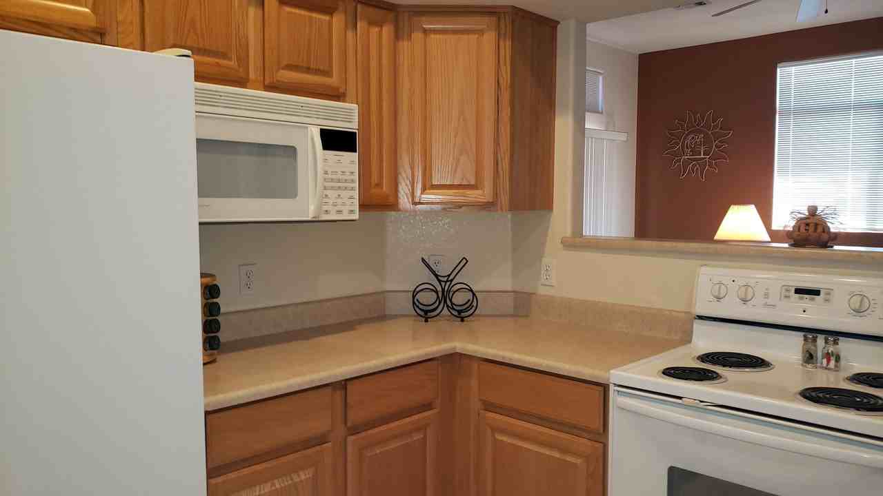 13606 N Cambria Dr #204 - Photo 5 of 25