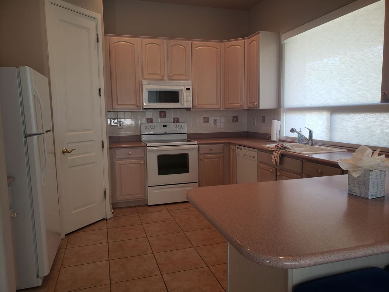 16540 E El Lago Blvd #19 - Photo 4 of 26