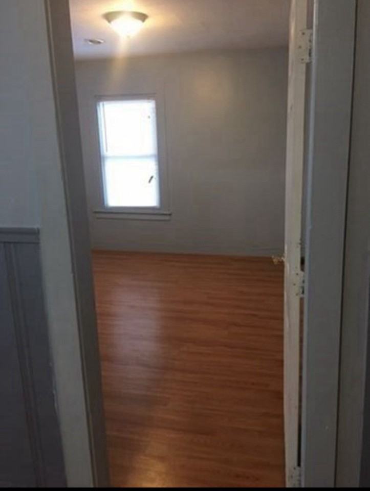 8 Barclay St #2 - Photo 2 of 7