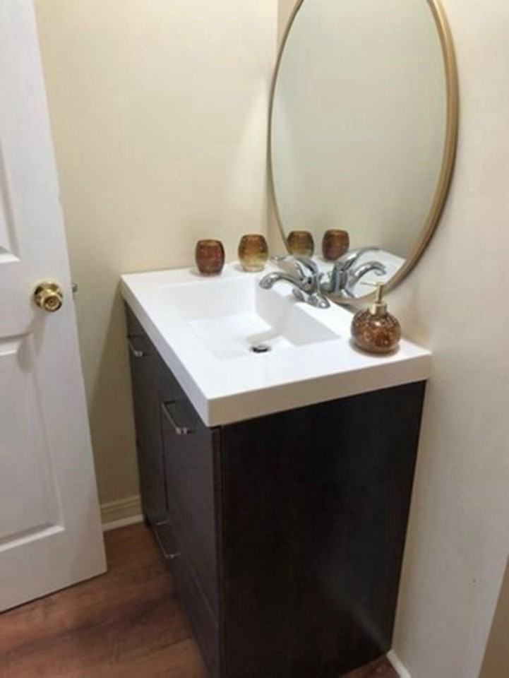 8 Barclay St #2 - Photo 3 of 7