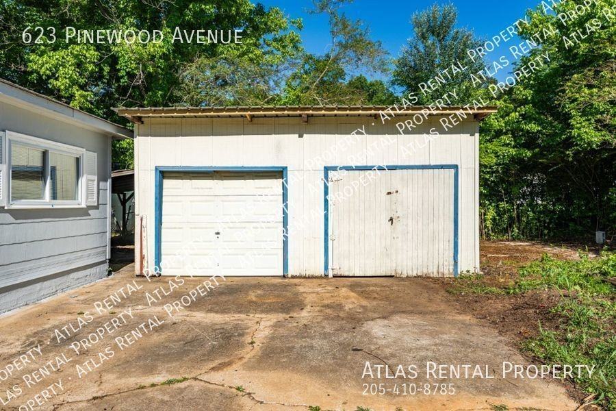 623 Pinewood Ave - Photo 7 of 25