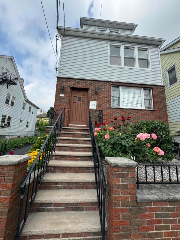 171 Highland Ave #1 - Photo 2 of 21