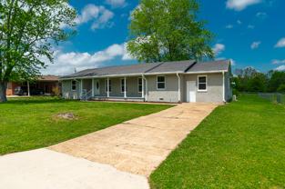 1304 Aston St - Photo 1 of 1