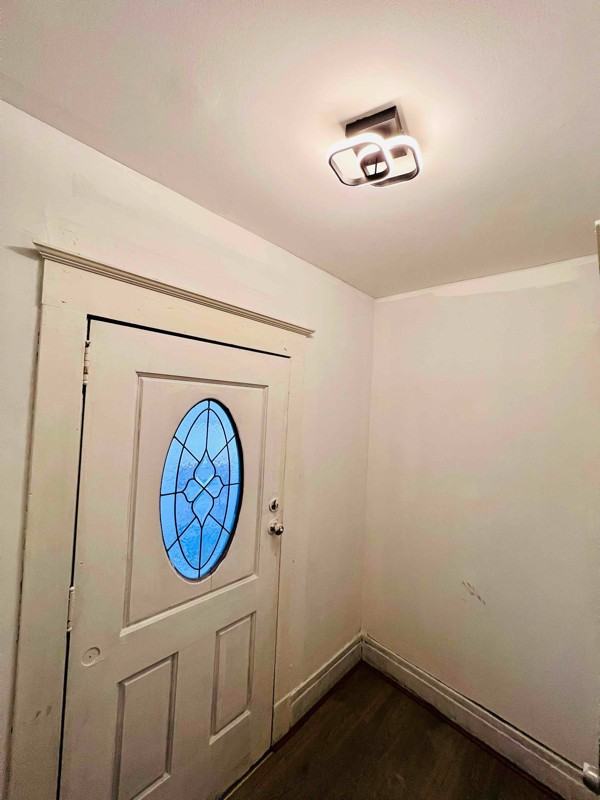 182 Rose St - Photo 2 of 14