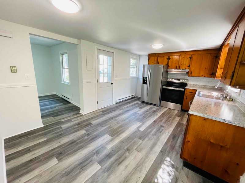 238 Glenmont Rd - Photo 2 of 9