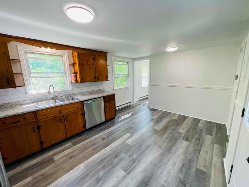 238 Glenmont Rd - Photo 3 of 9