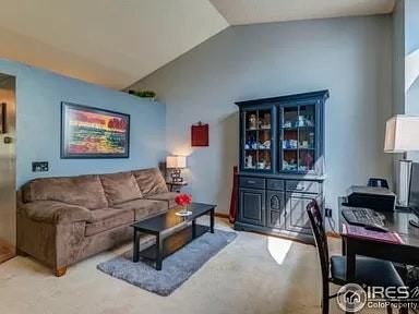 4201 Goldenridge Way - Photo 3 of 19