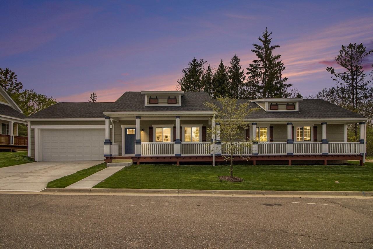 6 Maple Village Ct - Photo 2 of 18