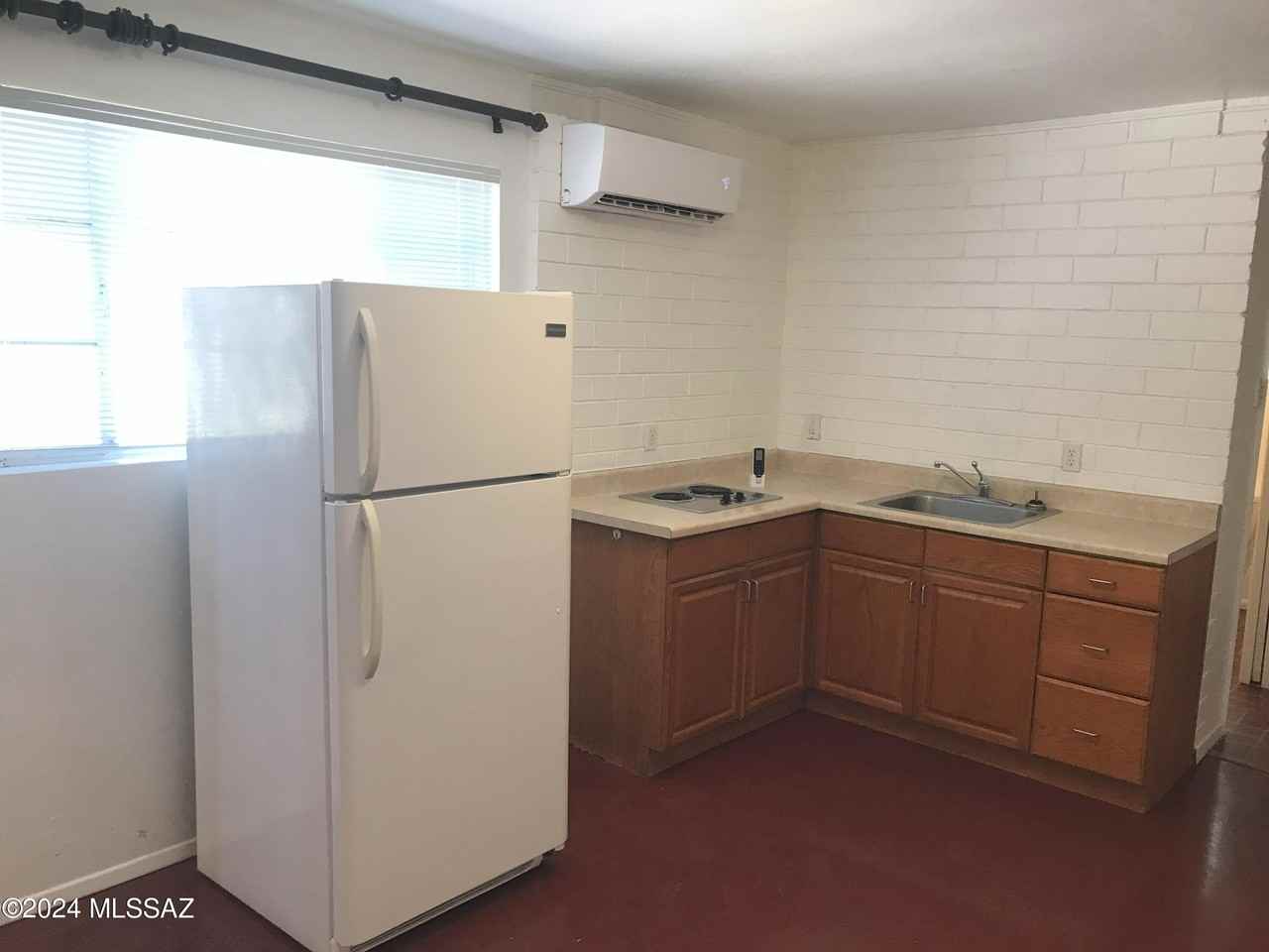 720 North Irving Circle #1 - Photo 5 of 16