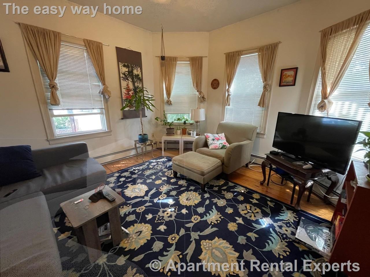 789 Somerville Ave - Photo 3 of 16