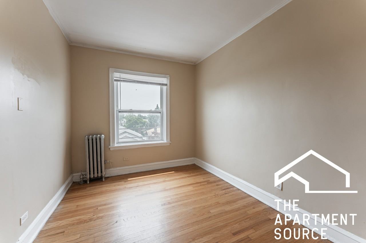 2801 N Keating Ave #307 - Photo 5 of 10