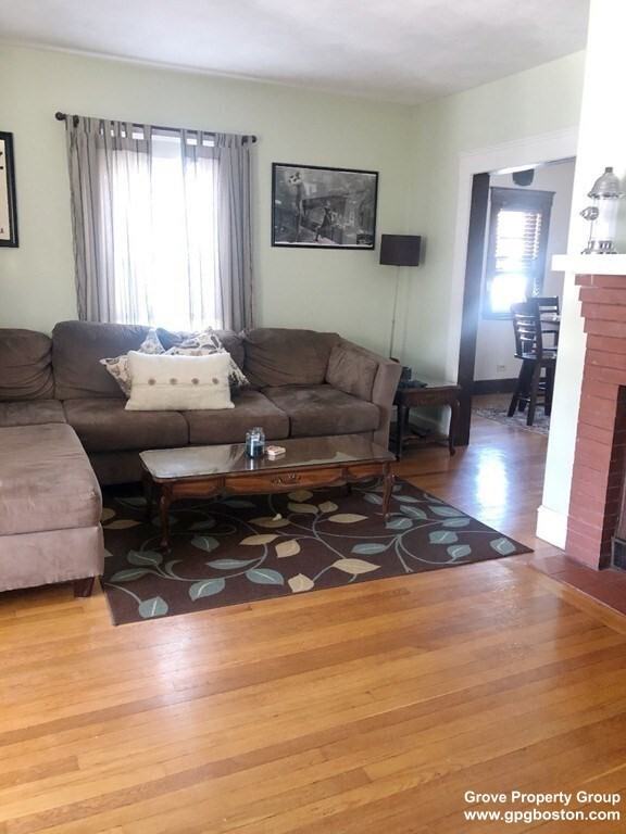 246 N Central Ave - Photo 3 of 16