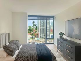 350 N Canal St #1-1PH - Photo 1 of 1