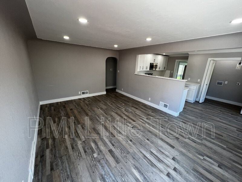 3447 N Garfield St - Photo 7 of 22