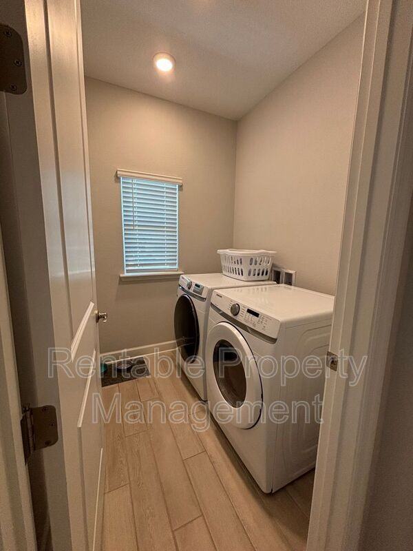 387 Union Hill Drive - Photo 6 of 19