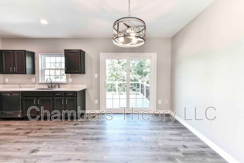 43642 Lees Mill Sq - Photo 5 of 33