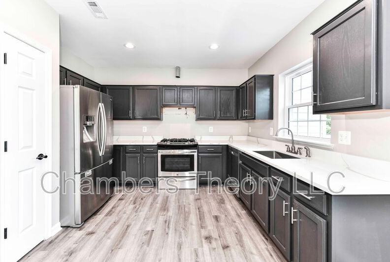 43642 Lees Mill Sq - Photo 7 of 33