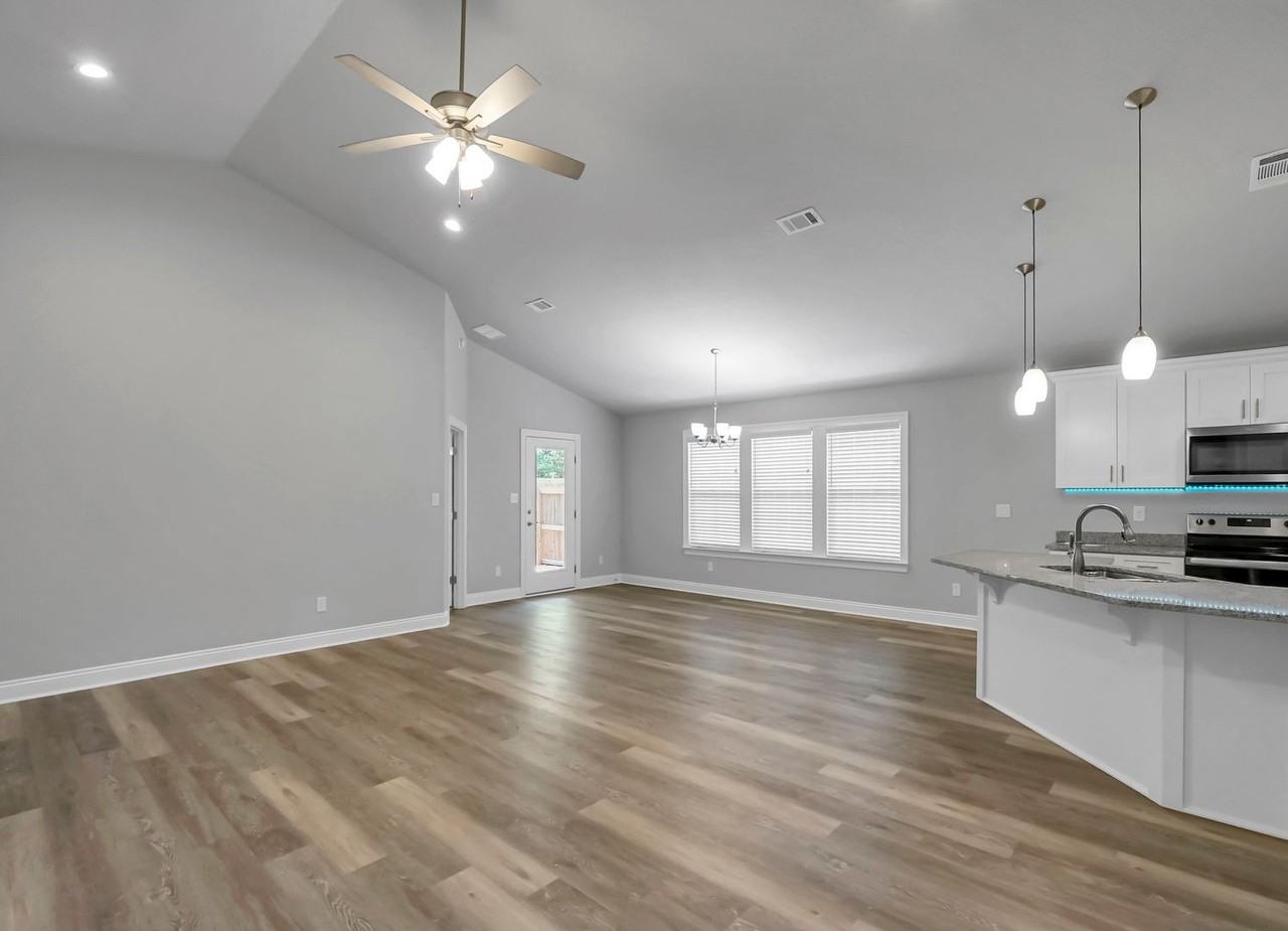 7385 E Bay Blvd - Photo 2 of 35