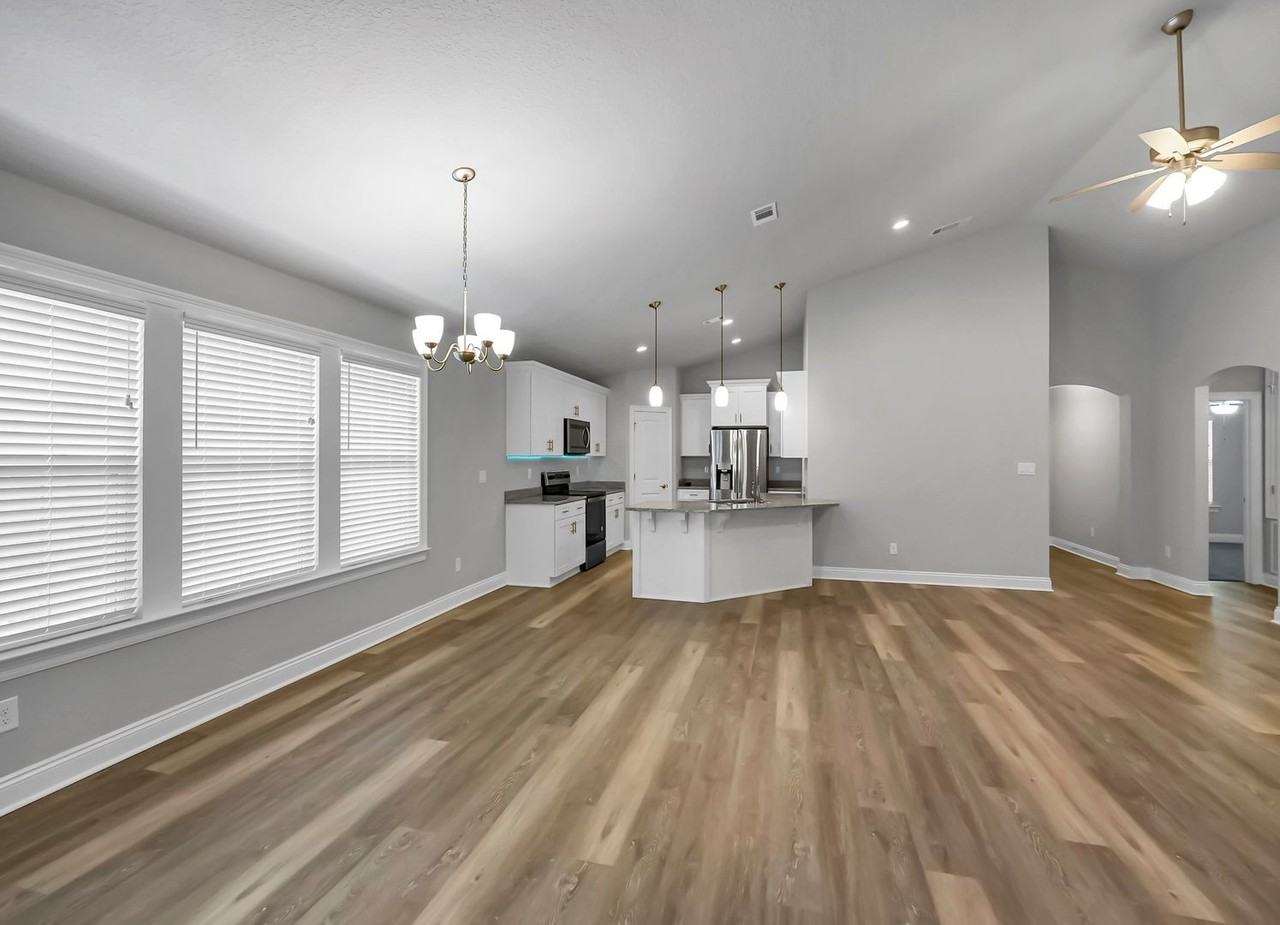 7385 E Bay Blvd - Photo 4 of 35