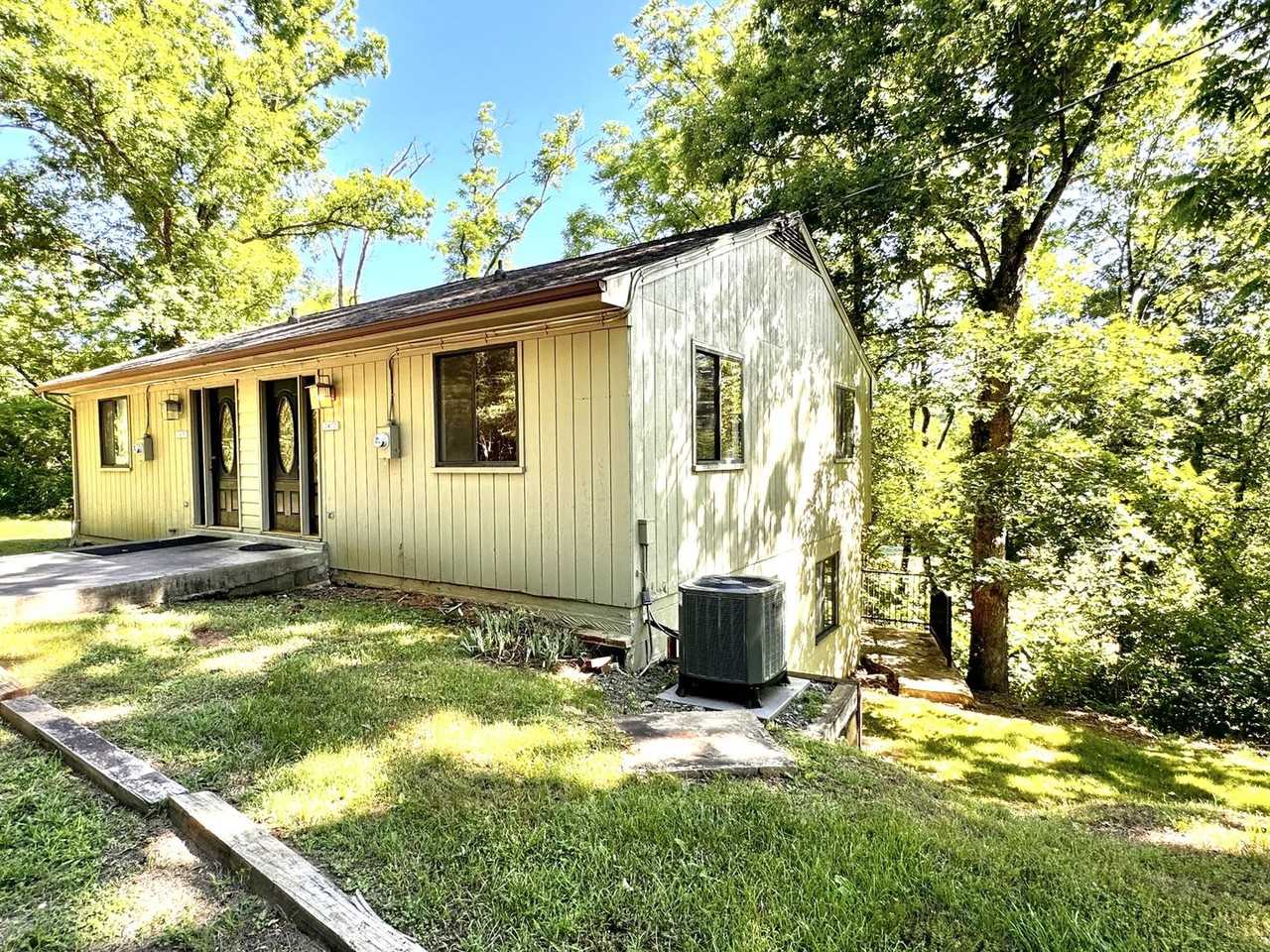 2472 Red Hill Rd - Photo 2 of 43