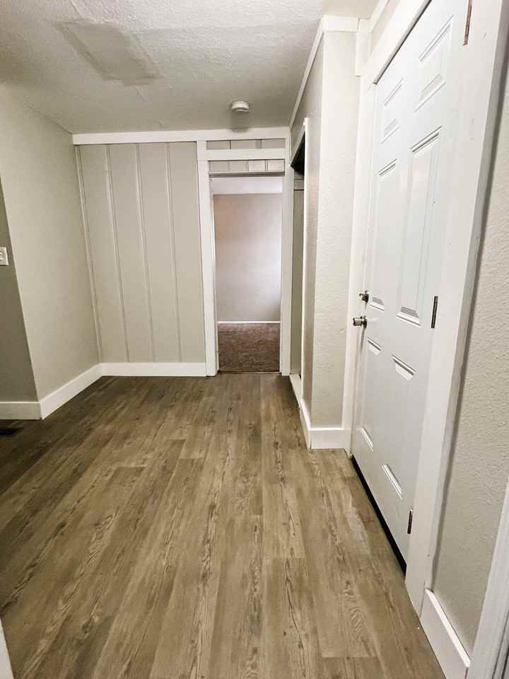 1246 N Wabash Ave - Photo 3 of 14