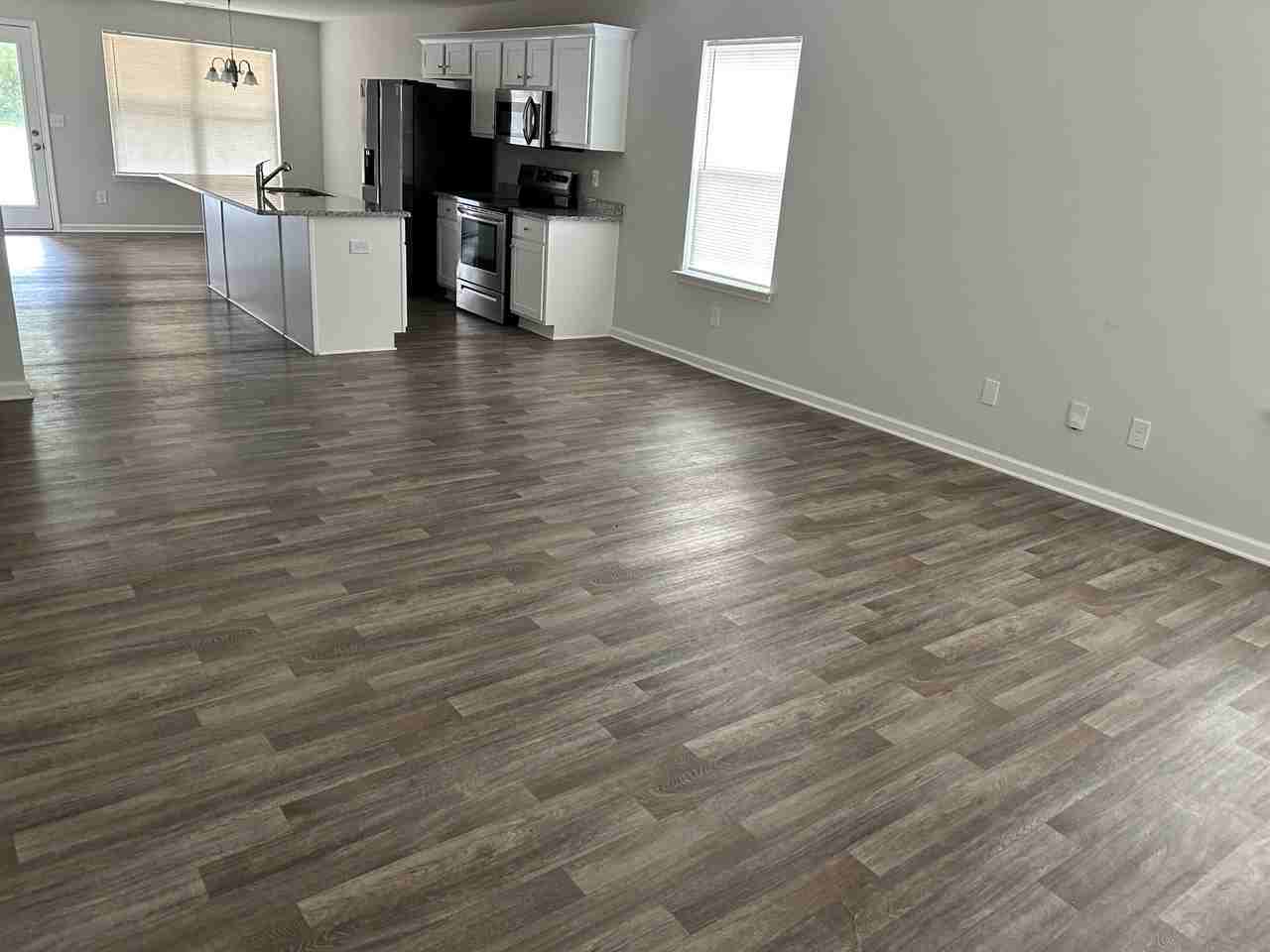 156 Meadowbrooke Dr - Photo 3 of 8