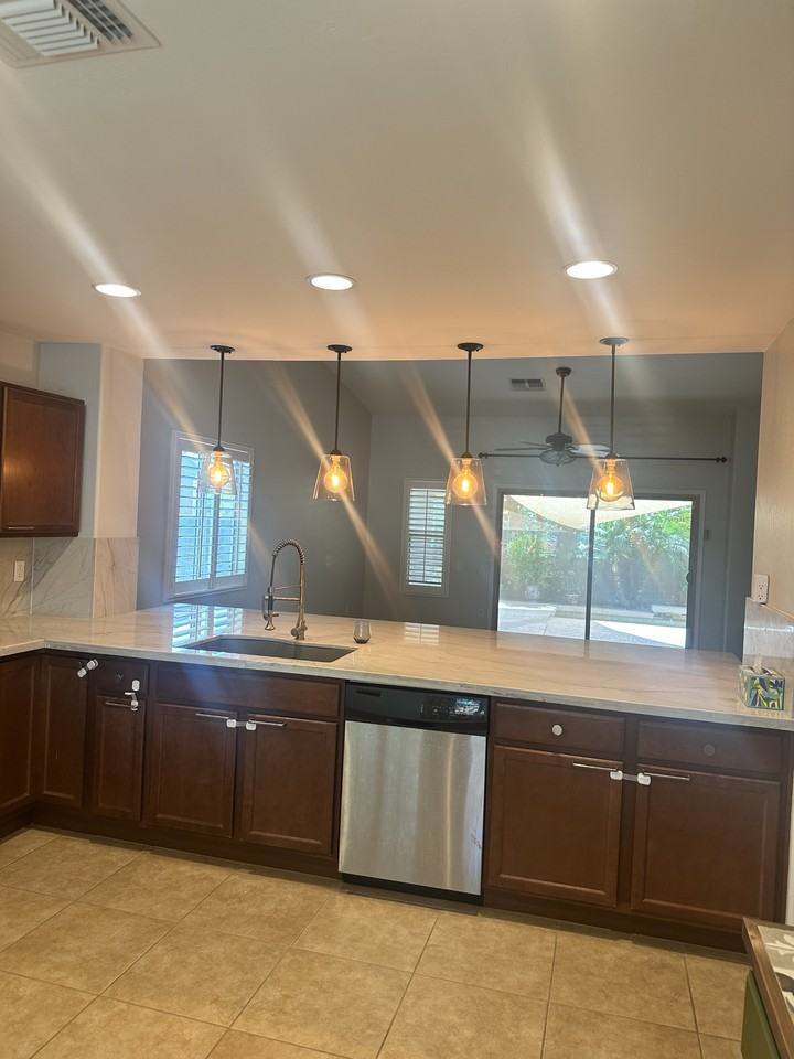 250 N 102nd Pl - Photo 3 of 24