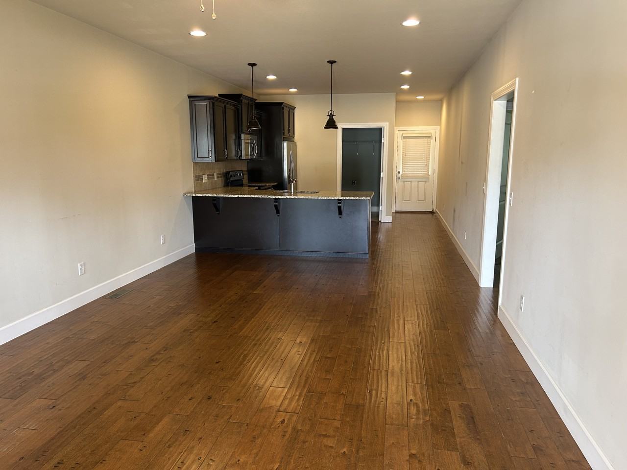 632 Cooper Sq - Photo 2 of 10