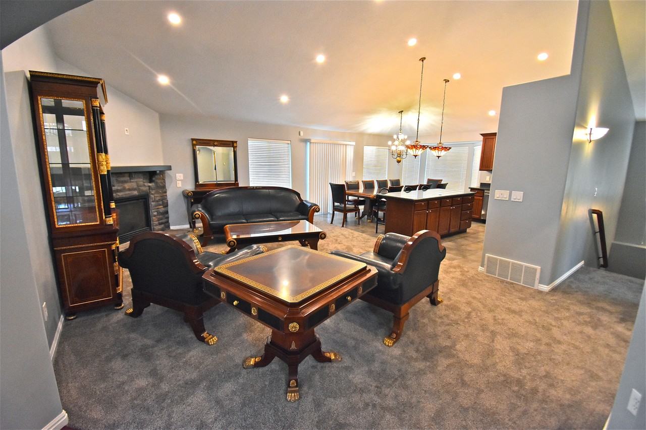 1311 En - Photo 2 of 38