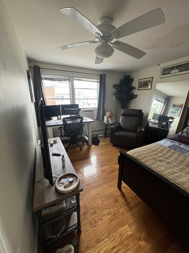 115 L St #1 - Photo 3 of 23