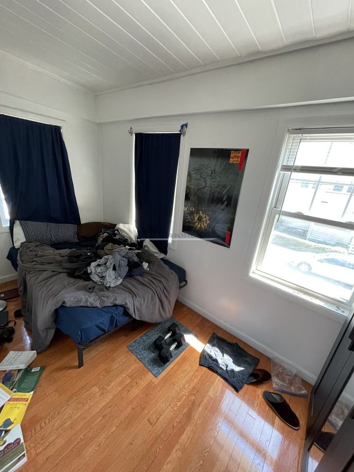 46 Adamson St #1 - Photo 5 of 21