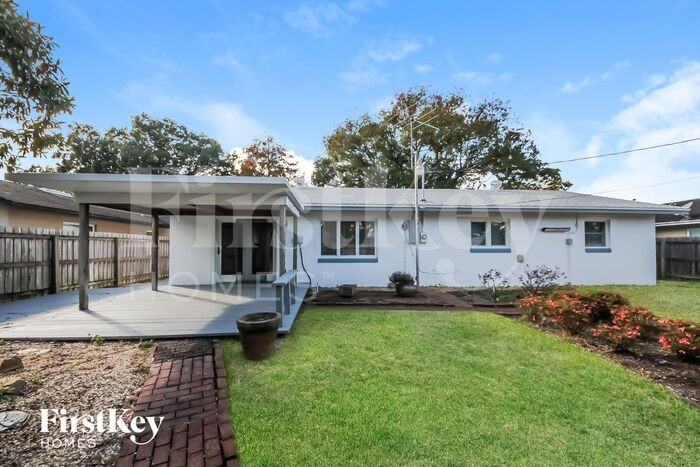 881 Park Manor Dr - Photo 2 of 15