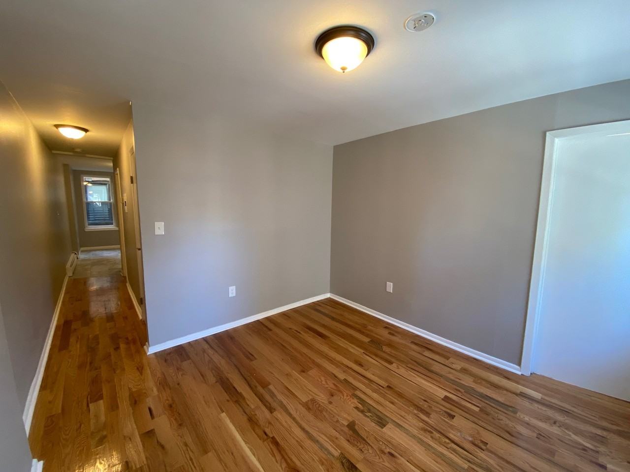 220 64th - Photo 5 of 8