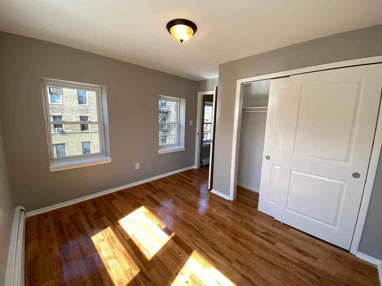 220 64th - Photo 7 of 8