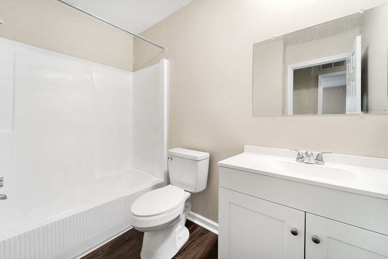 Huron River Allen Park - Photo 4 of 29