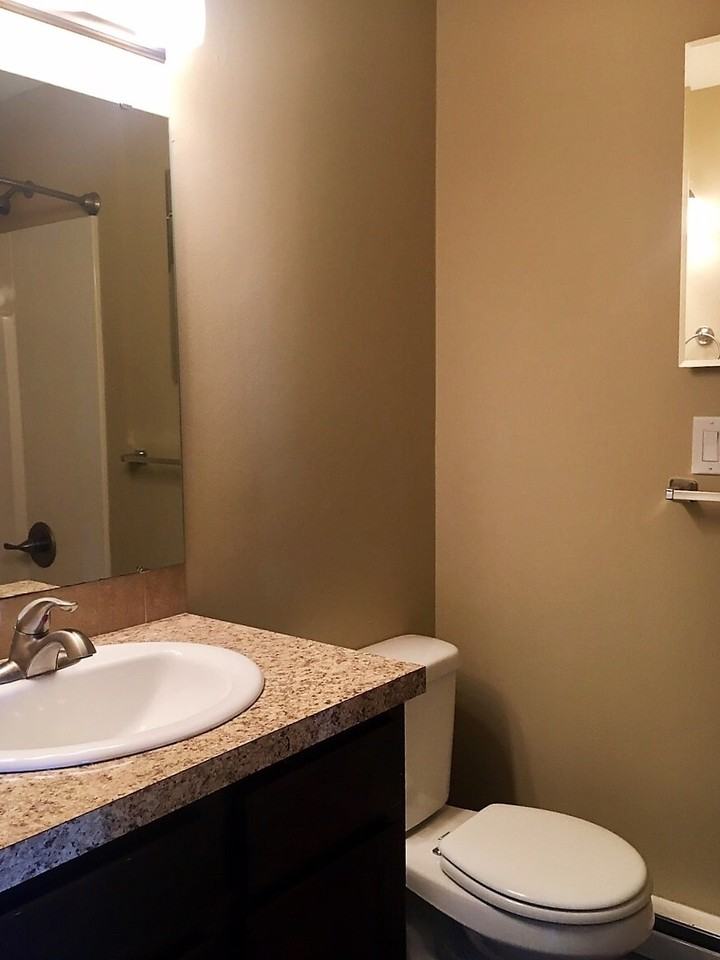 18-09: 1020 11th Street - Photo 7 of 34